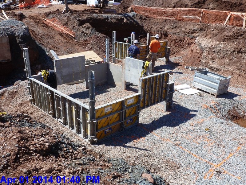 Started the Footings layout at Elev.7- Stair -4,5 Facing North-West (800x600)